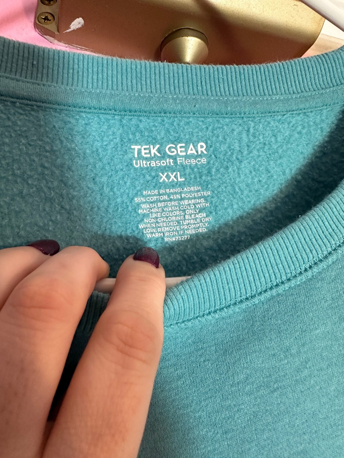Tek Gear XXL sweatshirt with upcycled design